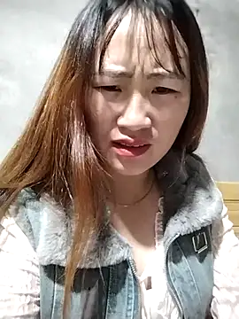 emini-xx live sex cam