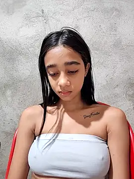 Zoe_Sweett18 live sex cam