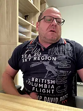 coupleLatinaLovers live sex cam