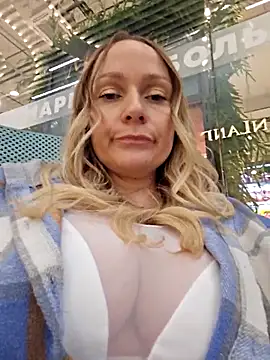 Bondgirl_013 live sex cam