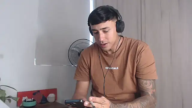 felipelopezz23 live sex cam
