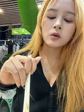 yuki_june live sex cam