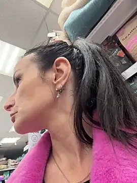 _FuckMeNow__ live sex cam