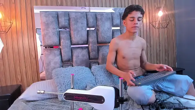 owen__johnson live sex cam