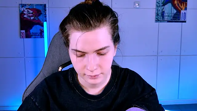 AliceCUNTach live sex cam