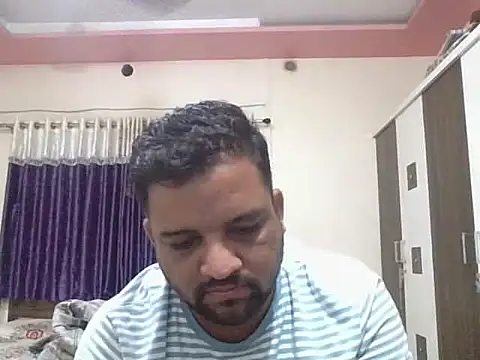 dhruv_love live sex cam