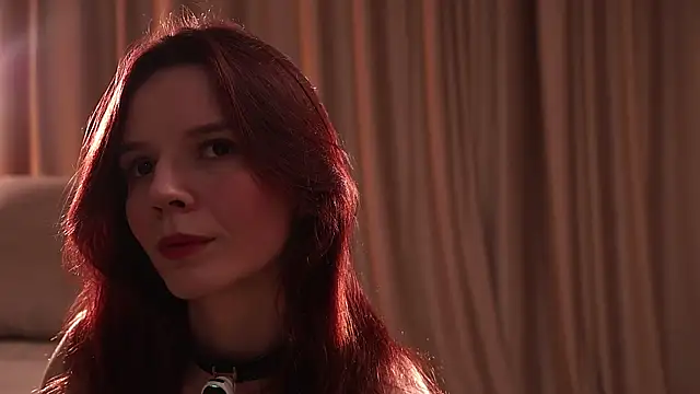 Adelheidd live sex cam