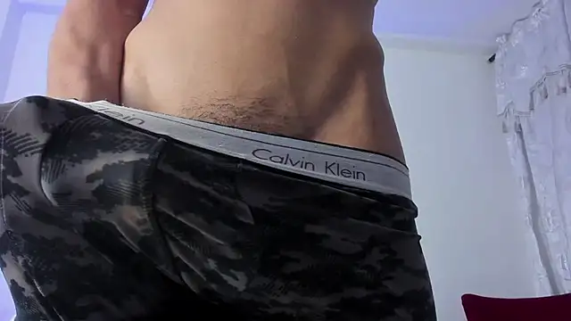 wyatt_3 live sex cam