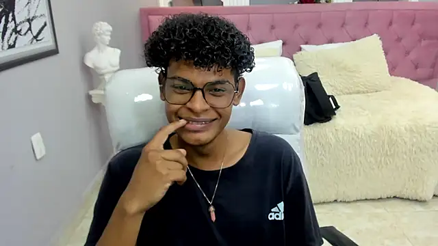 boylittle19cm live sex cam