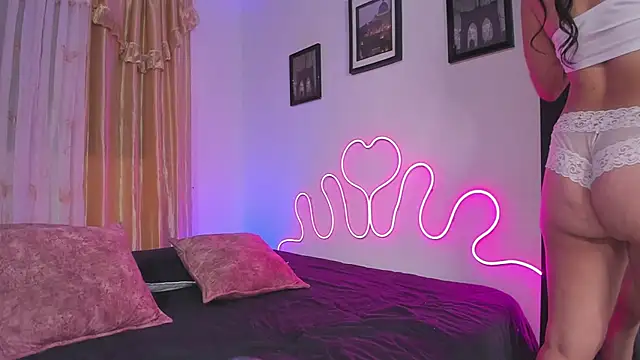 sara_ander9107 live sex cam