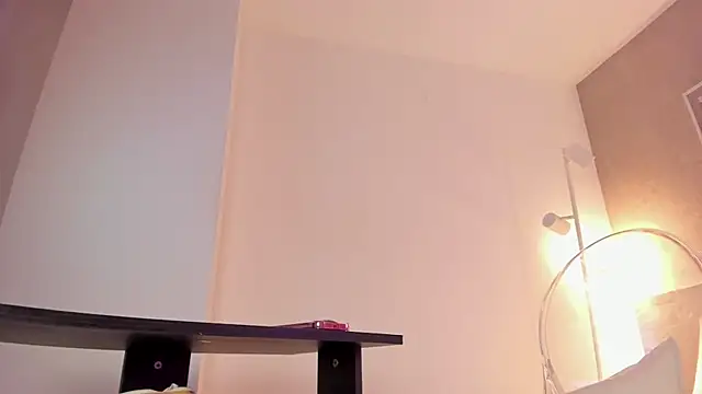 roxannegomez live sex cam