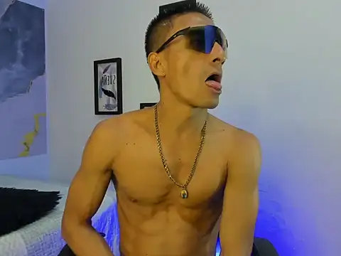 latin_crissex live sex cam