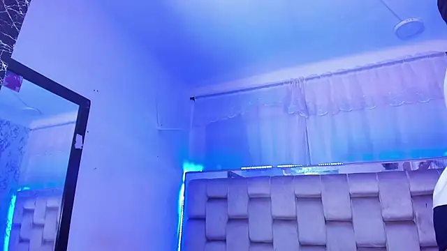 boyswantingplay live sex cam