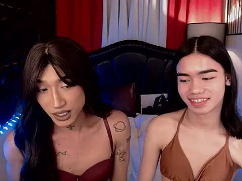 Valentina_Eloise live sex cam