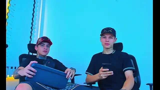 HOT_boy2025 live sex cam