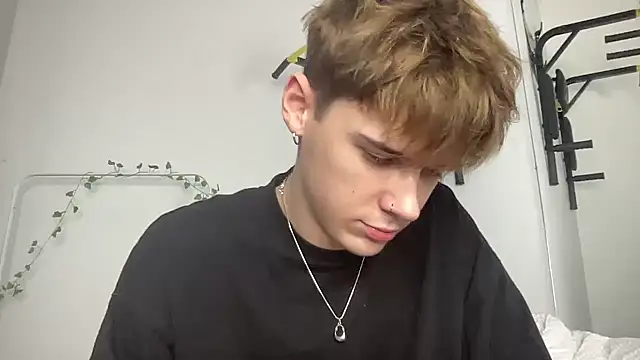 Milk_Guy live sex cam