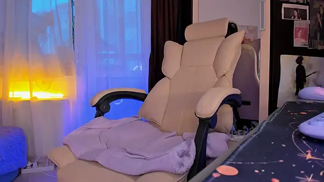 MissClairDeLune live sex cam