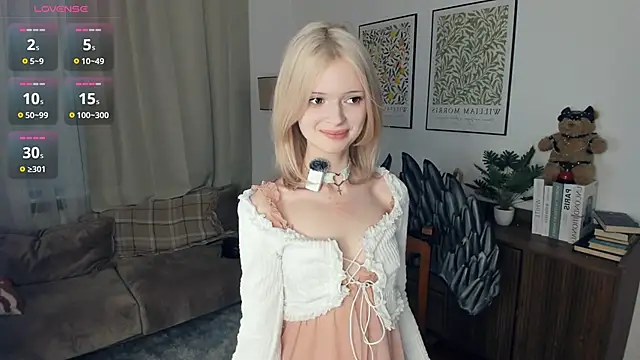 LaureMestler live sex cam