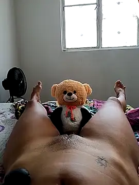 Karii-R live sex cam