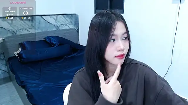 brianna-spanks live sex cam