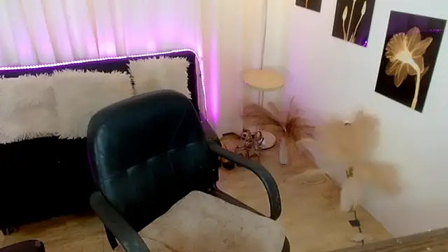 FuckingDolls69 live sex cam