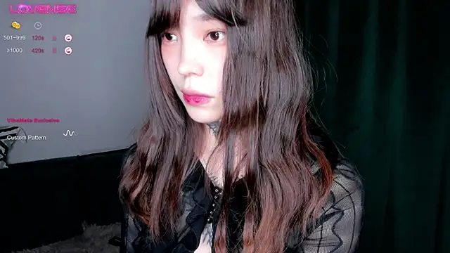 Dark_Ester live sex cam