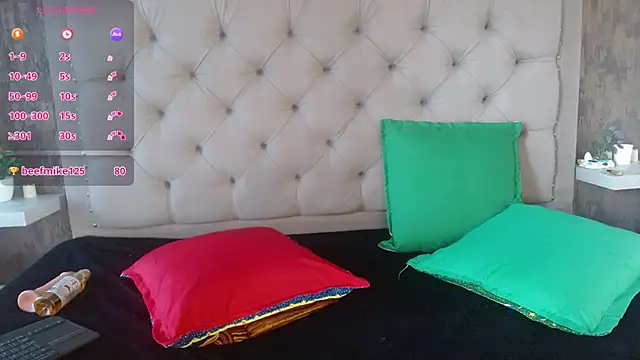 daphne_walton live sex cam