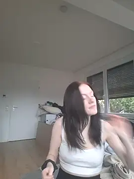 Lilly_hase live sex cam