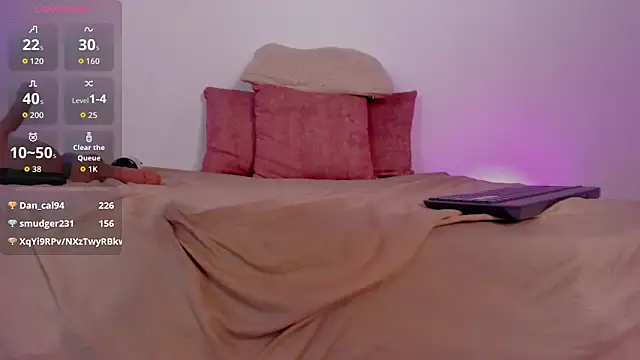 Mia_222 live sex cam