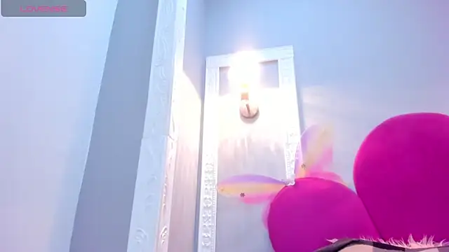 Bonniie_22 live sex cam