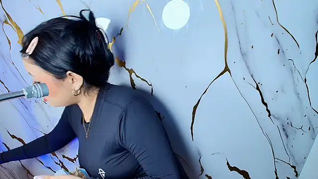 Lizz_Tender live sex cam