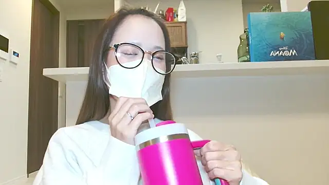 _hina_chan_ live sex cam