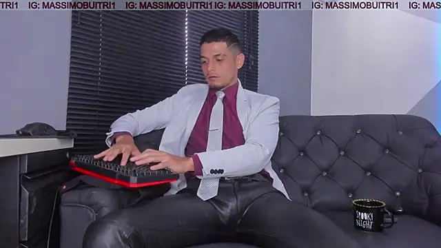 massimo_g live sex cam