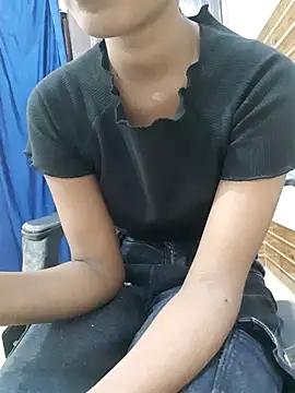 Navya67 live sex cam