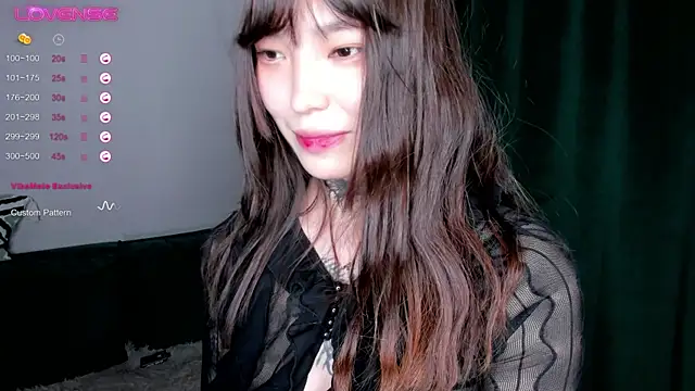 Dark_Ester live sex cam