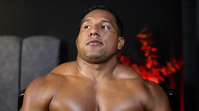 CallumMuscle live sex cam