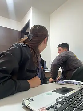 Emily-7_ live sex cam