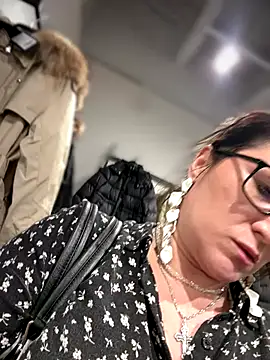 ZhenjaPoledance live sex cam