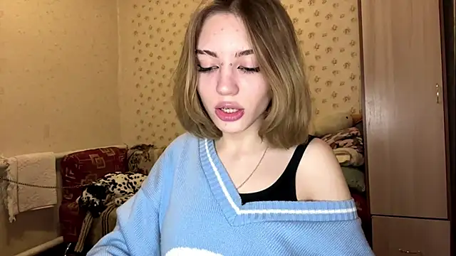 MelaineAytes live sex cam