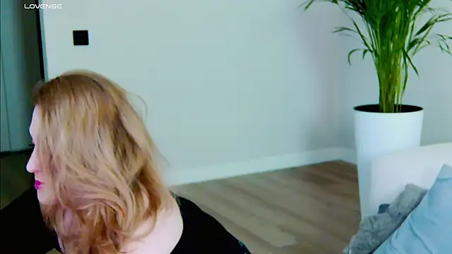 Miss_Magic_Eyes_ live sex cam