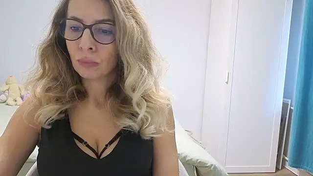 SukyGirl live sex cam