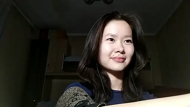 HuldaKye live sex cam