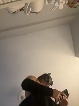 Teengirlmiaa live sex cam