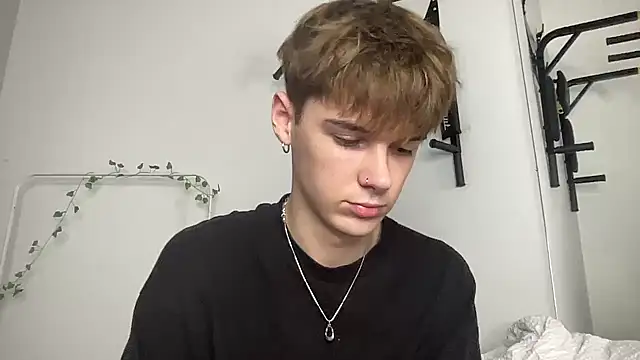 Milk_Guy live sex cam