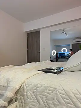 ava_blue live sex cam