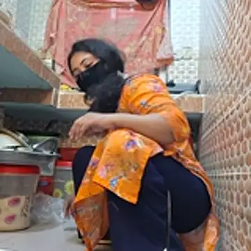 Bristy- live sex cam