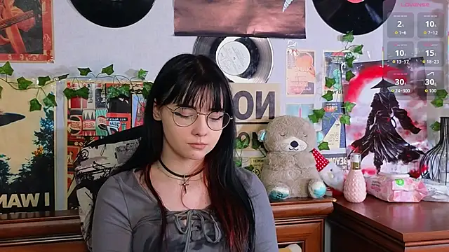 BereniceBattersby live sex cam