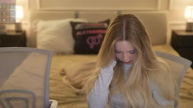 Cassy-Celestial_ live sex cam