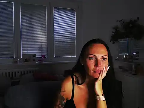 LolaSweetButPsycho7 live sex cam