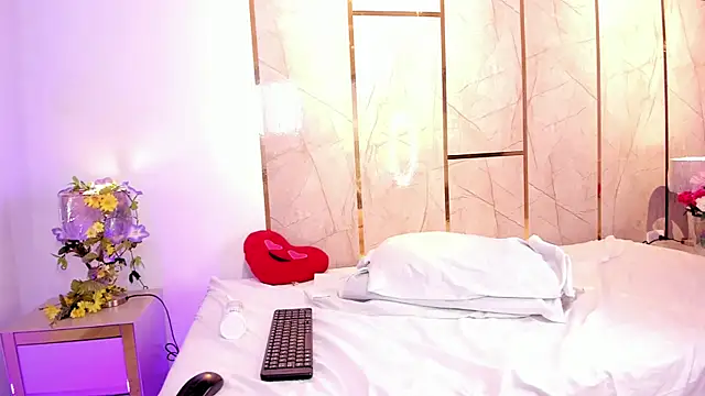 TylerBloom live sex cam